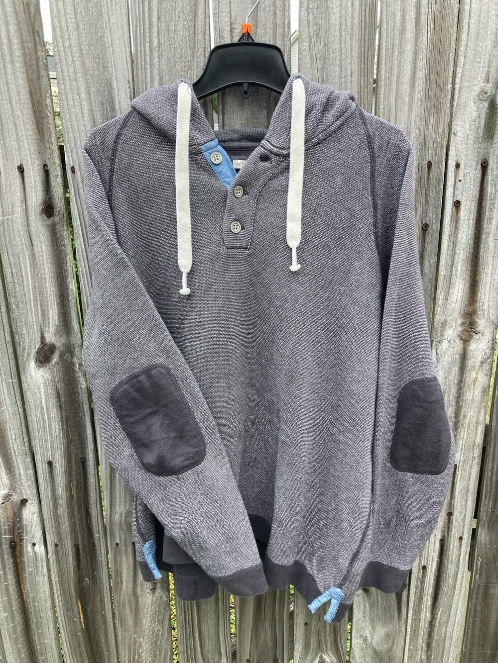 Men's Hooded Henley Sweatshirt in Charcoal Gray